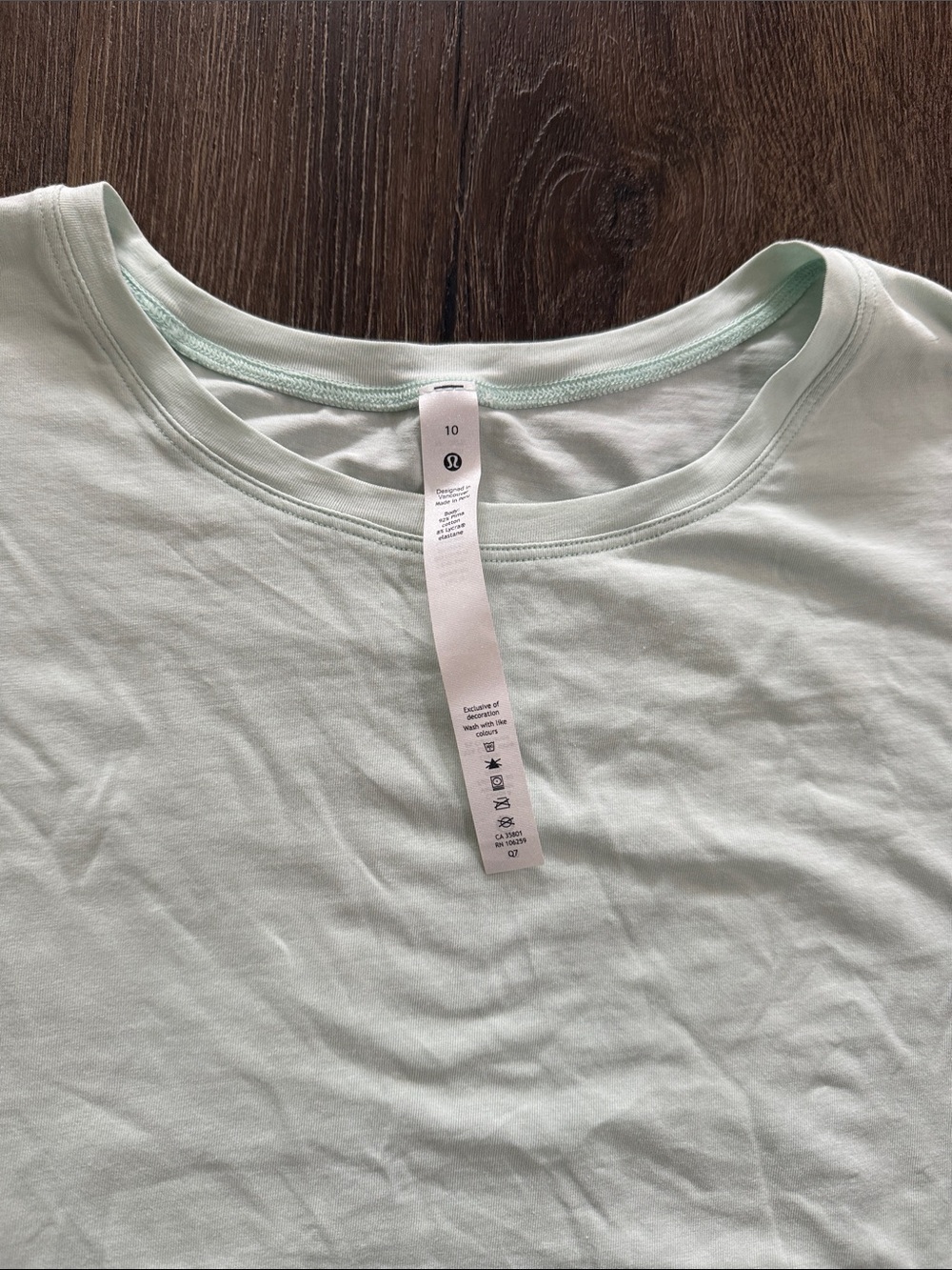 lululemon athletica Short Sleeve Crew Tee in Pale Mint